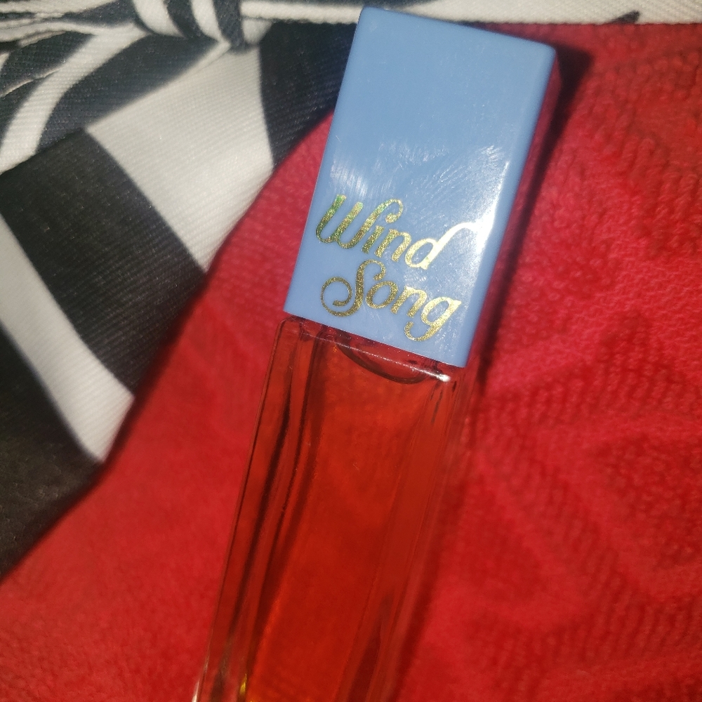 Women's Perfume Vintage (WIND SONG) by Giorgio Beverly Hills - Picture 6 of 8